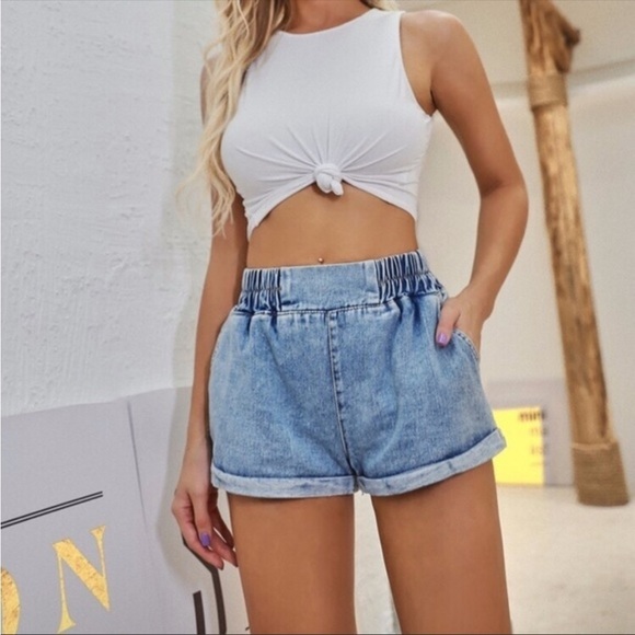 Shein Denim Shorts - Picture 2 of 6